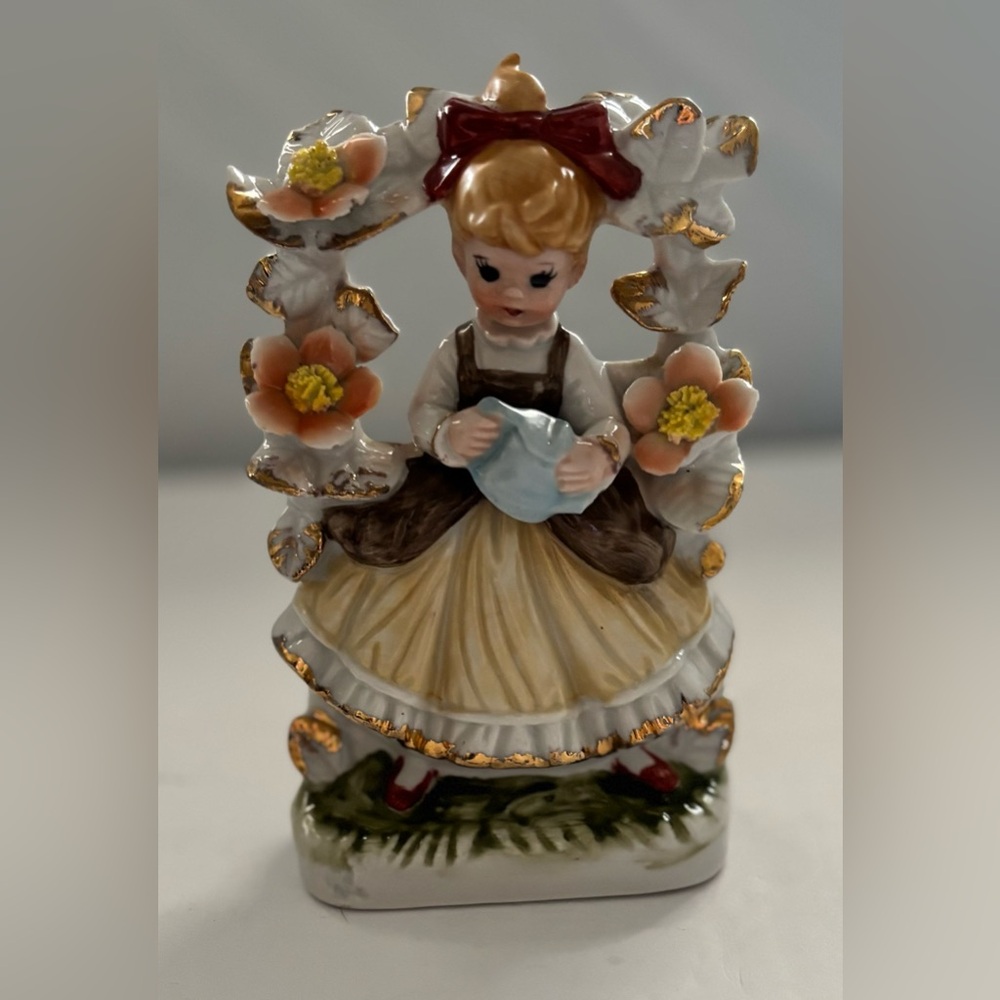 Vintage Hand-Painted Porcelain Figurine – Girl with Watering Can – Made in Korea